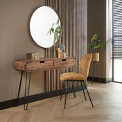 Savira zacht zand massief mangohout sidetable met 2 lades