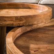 Tripara zandkleurige massief mangohouten statief salontafel - set van 2