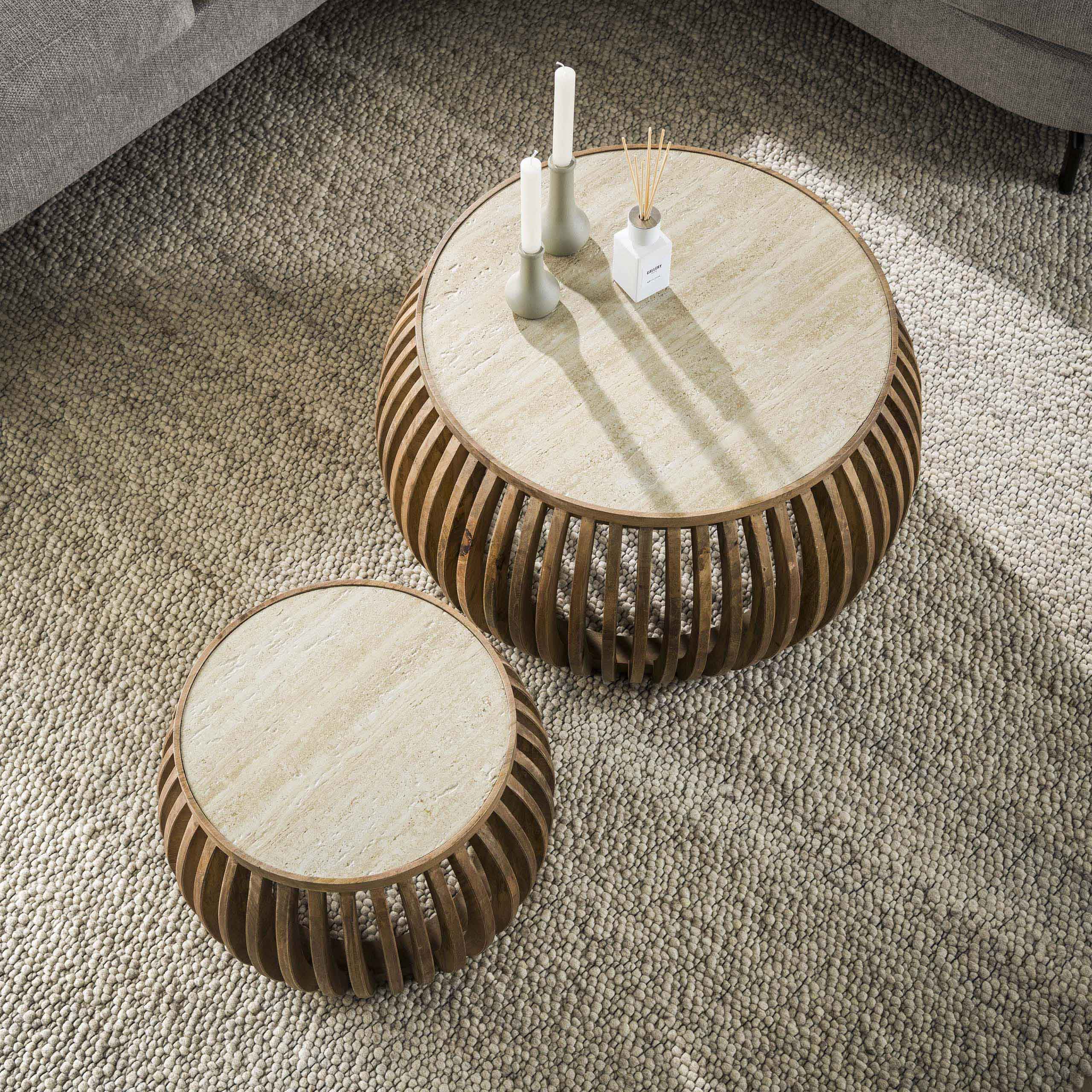 Nuvera zandkleurige massief mango gebogen salontafel - set van 2