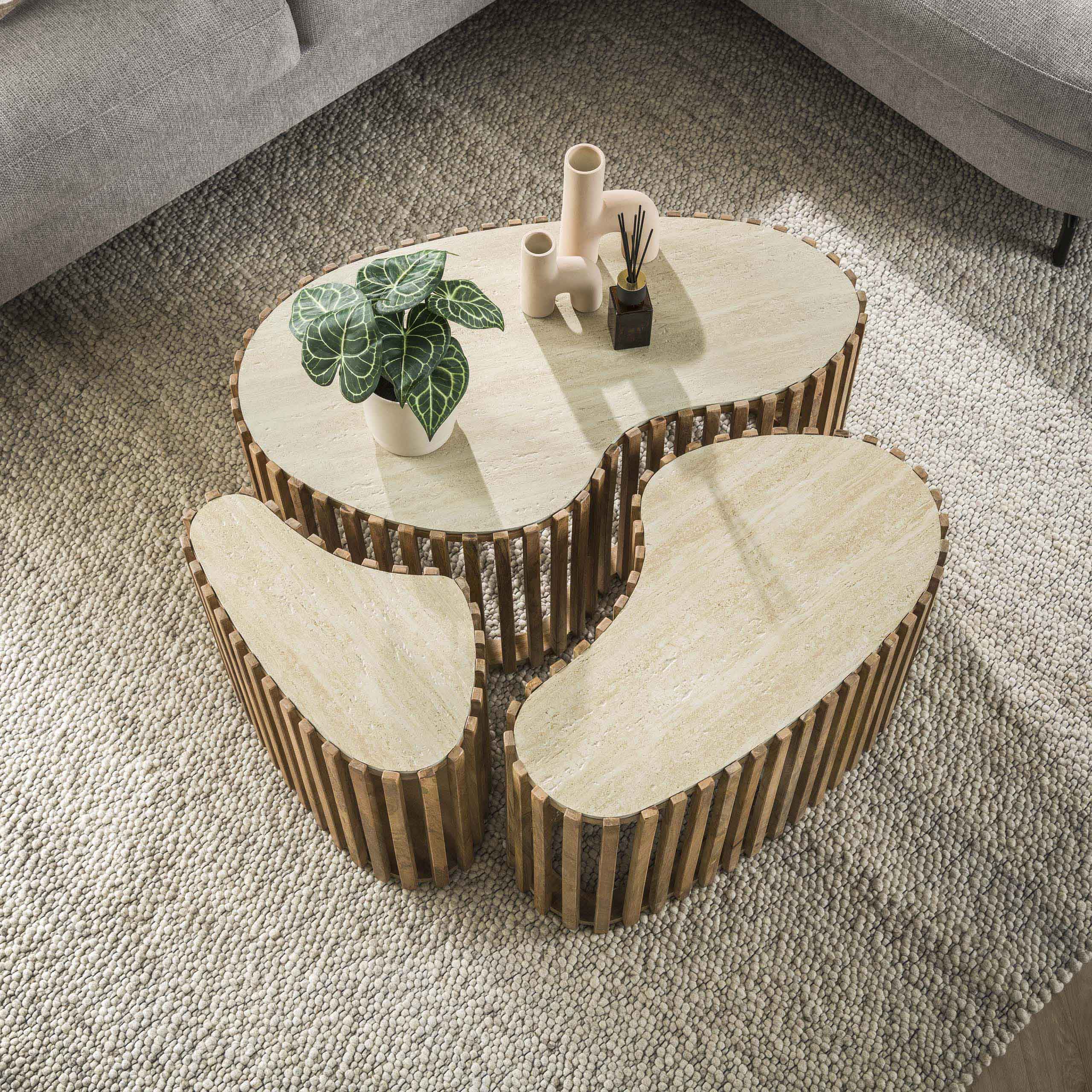 Nuvera zandkleurig massief mangohout niervormige salontafel - set van 3