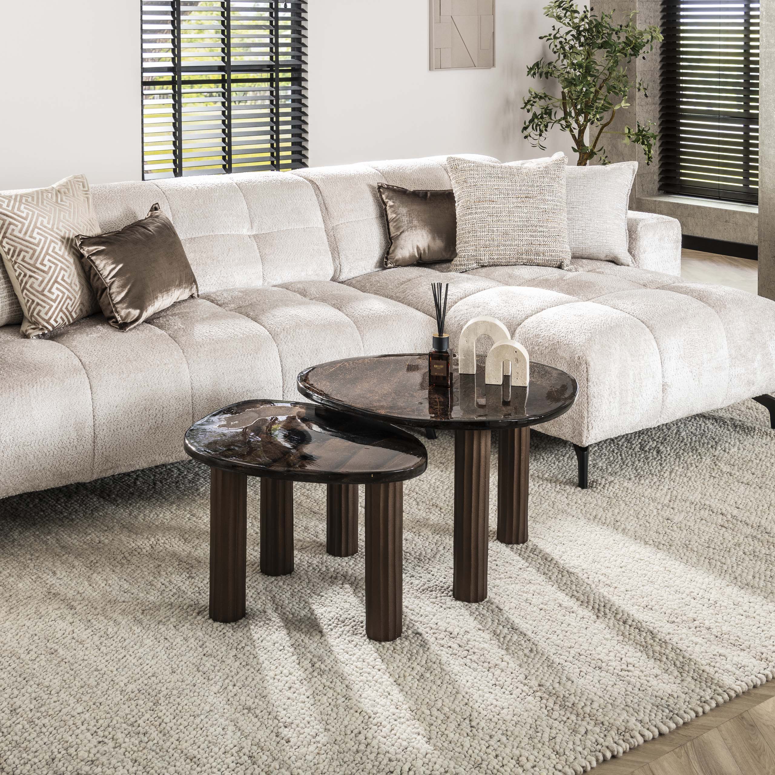 Elyra antiek koperen ronde salontafel