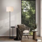 Tijdloze Artisan staande lamp met zorgvuldig samengesteld zwart metalen ontwerp