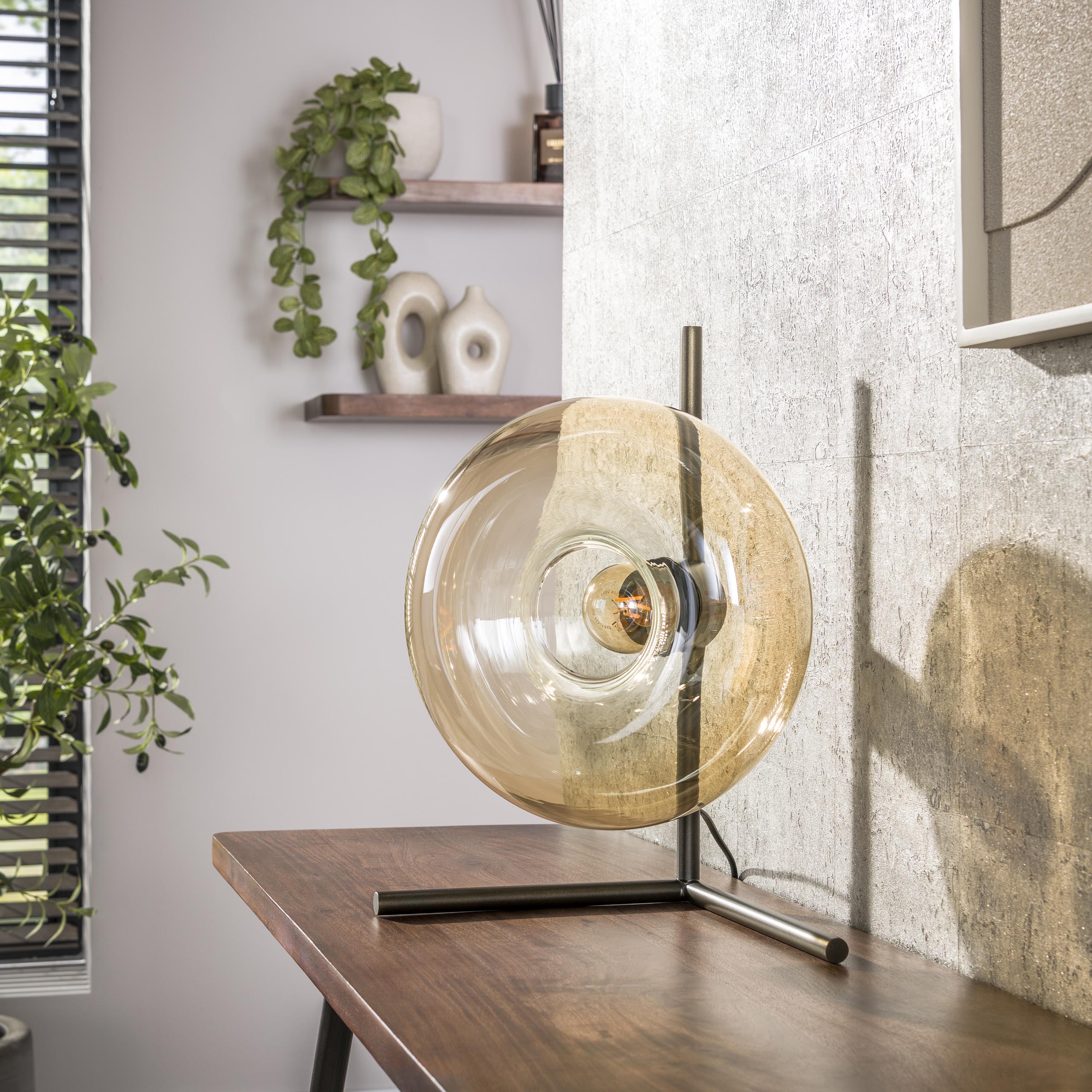 Solara amberkleurige glazen tafellamp met 1 lichtpunt