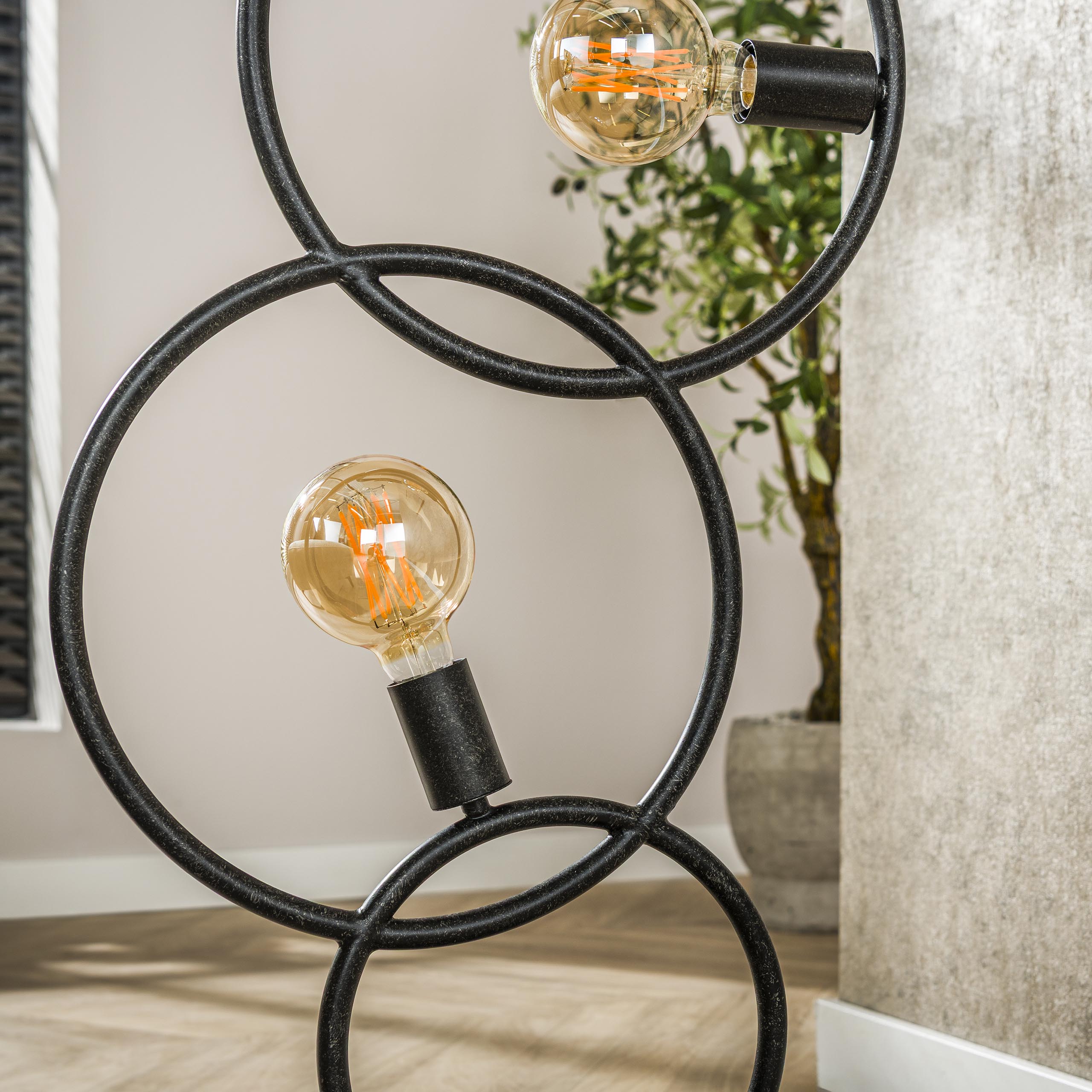 Loopra 3-lichts - artic zwart vloerlamp