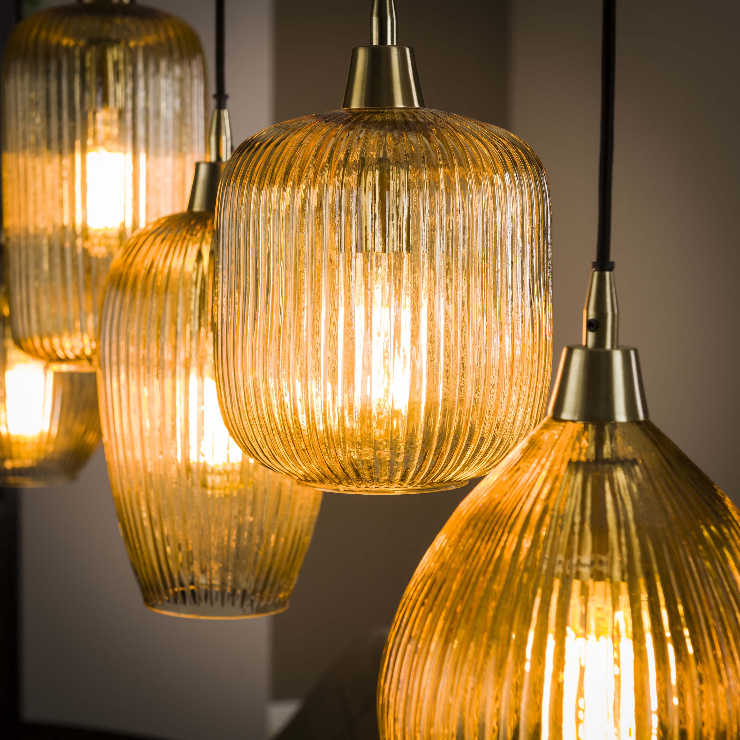 Strava 5-lichts - Amberkleurige glazen hanglamp