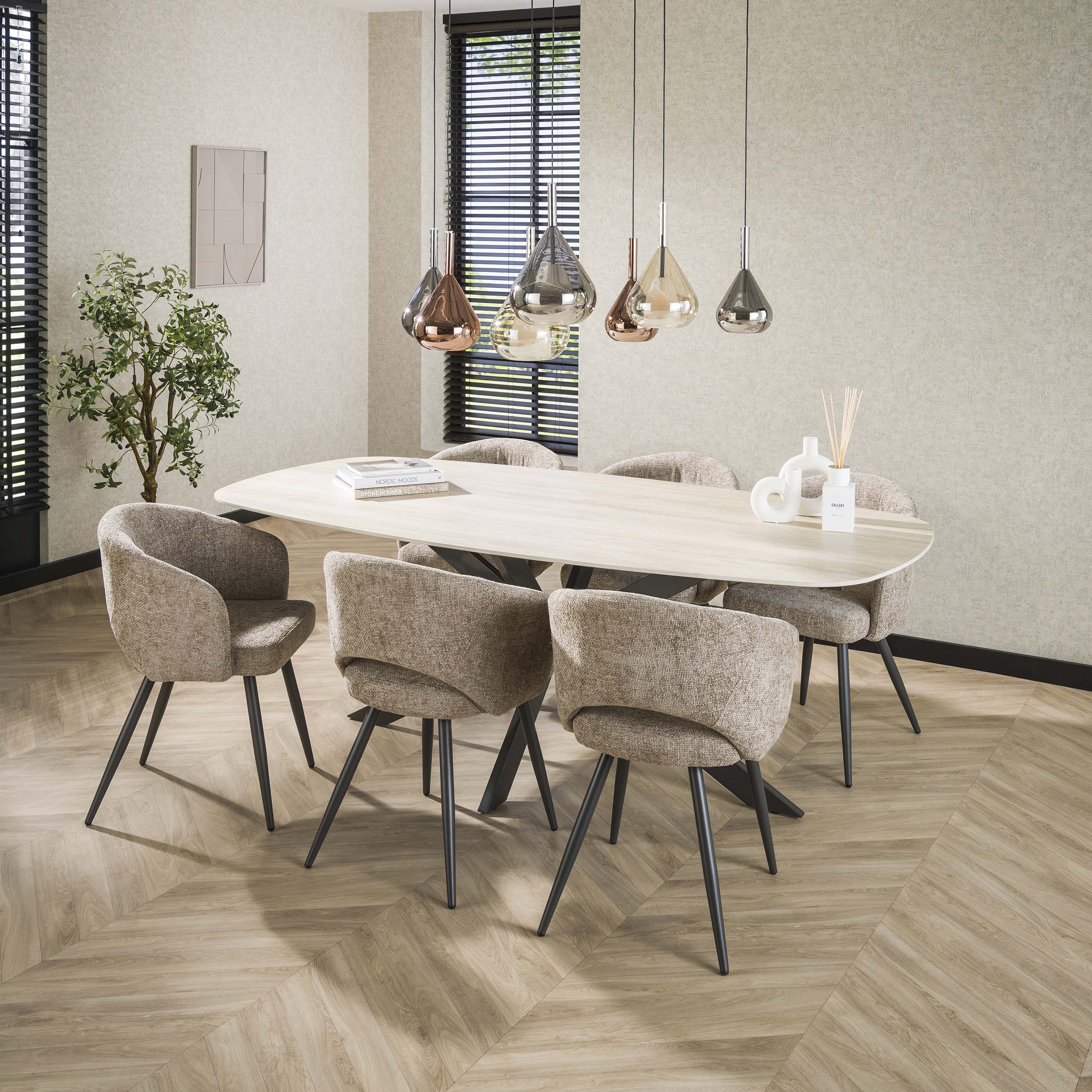 Wingora 4+3-lichts - Zwarte hanglamp