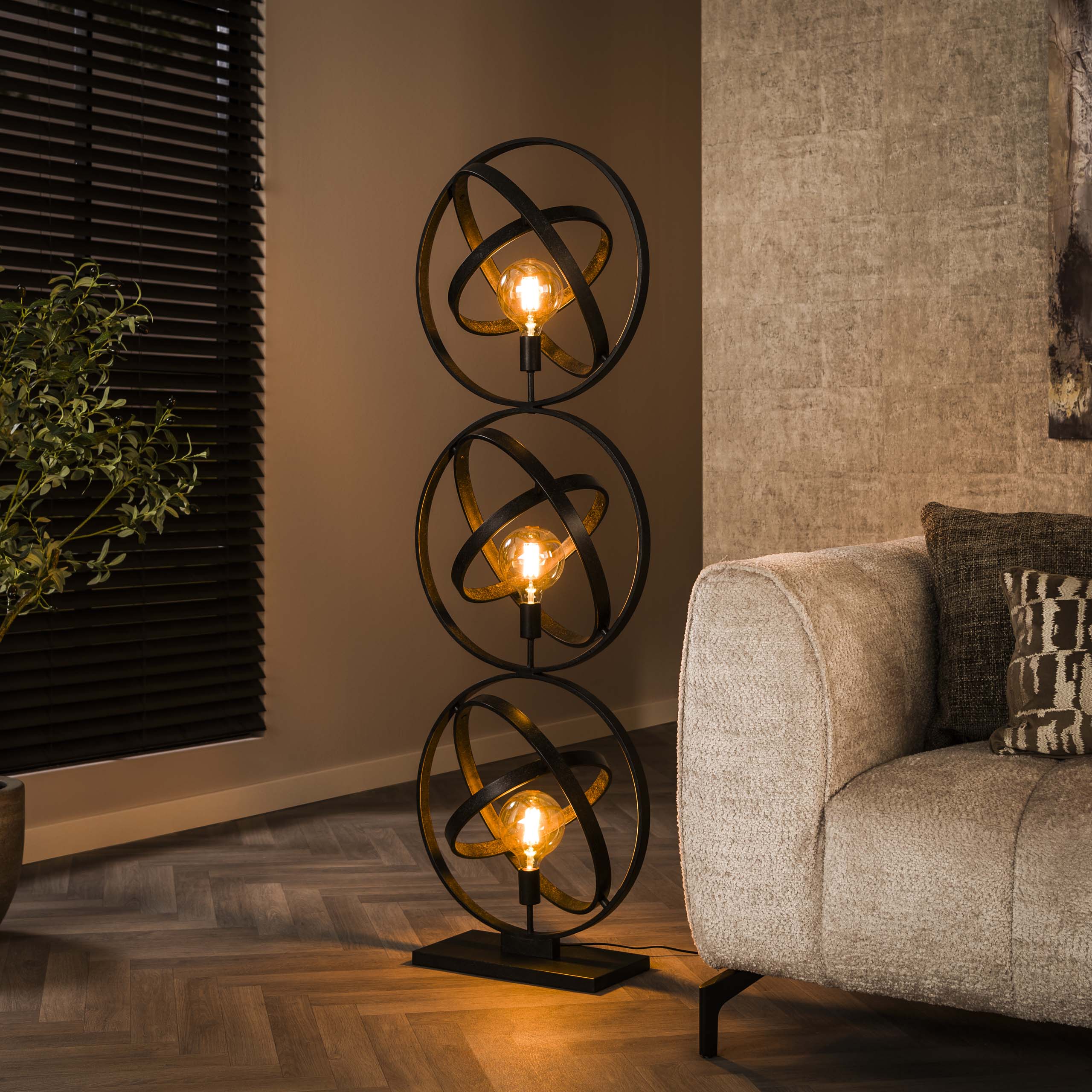 Galara 3-lichts - artic zwart vloerlamp