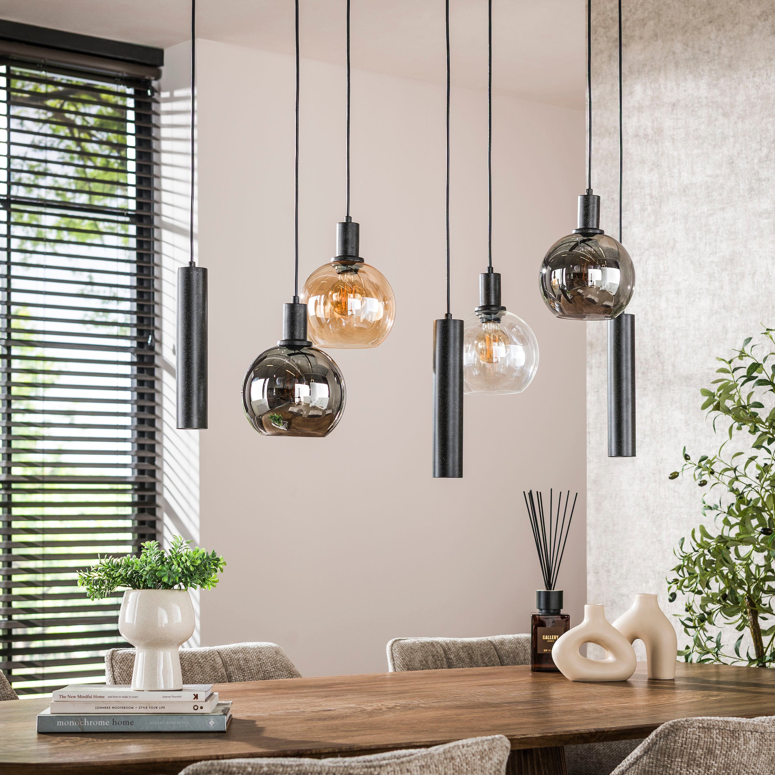 Sferora Tricolore 4+3-lichts - Arctic zwarte hanglamp