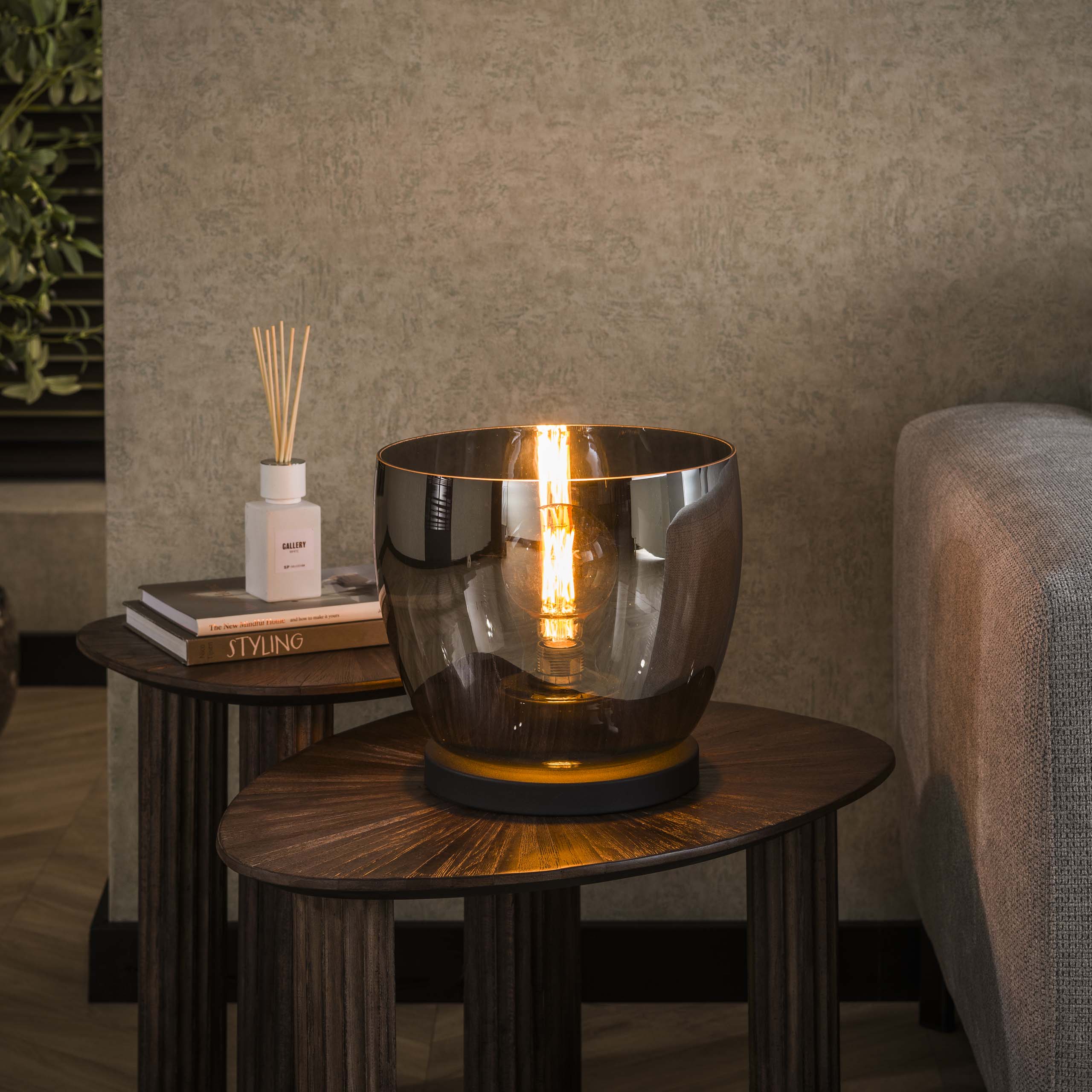 Upara L 1-lichts - rookgrijs glazen vloerlamp