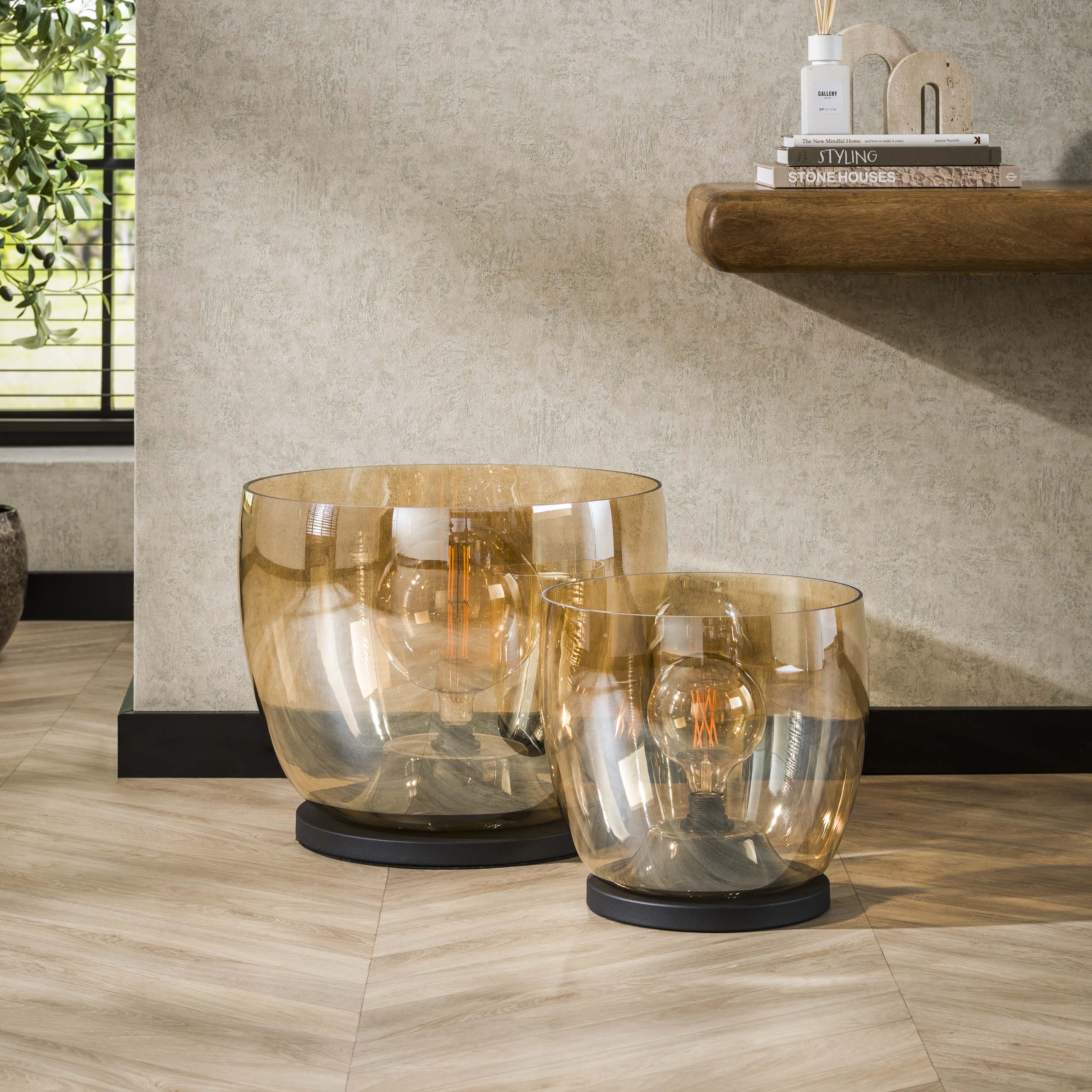 Upara XL 1-lichts - amberkleurige glazen vloerlamp
