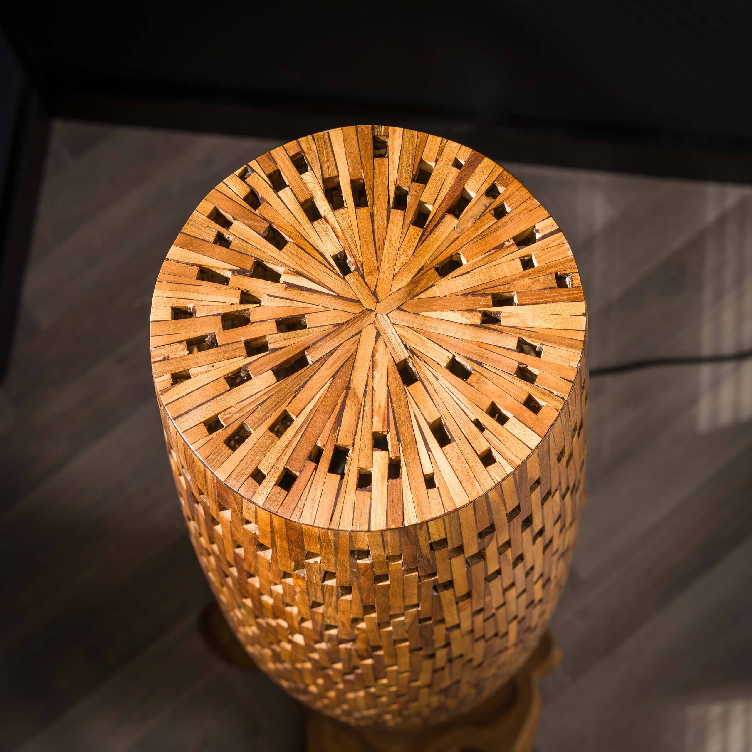 Barsa S 2-licht - massief teakhouten vloerlamp