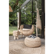 Flores raffia poef