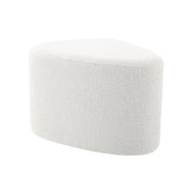 Ada witte bouclé poef
